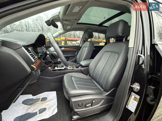 Черный Ауди Ку 5, объемом двигателя 2 л и пробегом 7 тыс. км за 37000 $, фото 51 на Automoto.ua