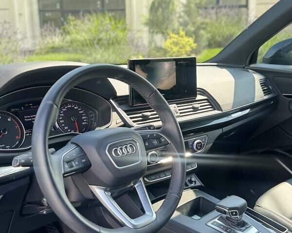 Чорний Ауді Ку 5, об'ємом двигуна 2 л та пробігом 9 тис. км за 38300 $, фото 11 на Automoto.ua