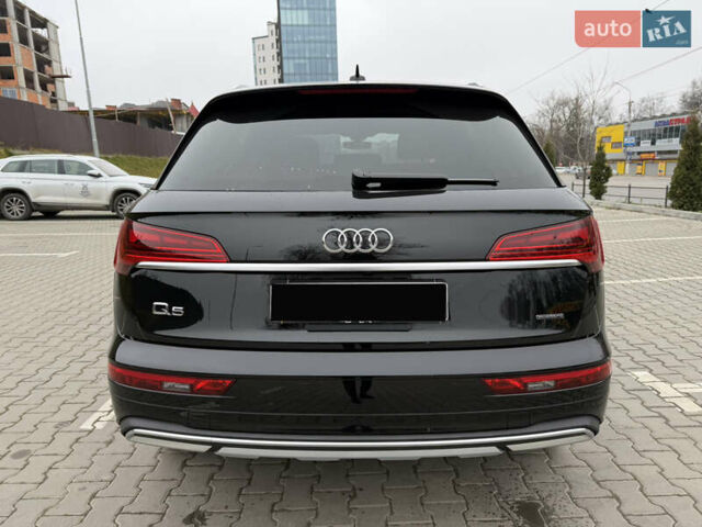 Черный Ауди Ку 5, объемом двигателя 2 л и пробегом 7 тыс. км за 37000 $, фото 25 на Automoto.ua