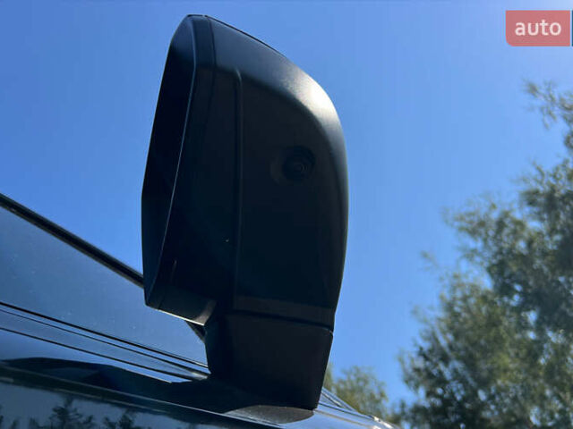 Чорний Ауді Ку 5, об'ємом двигуна 2 л та пробігом 32 тис. км за 33999 $, фото 23 на Automoto.ua