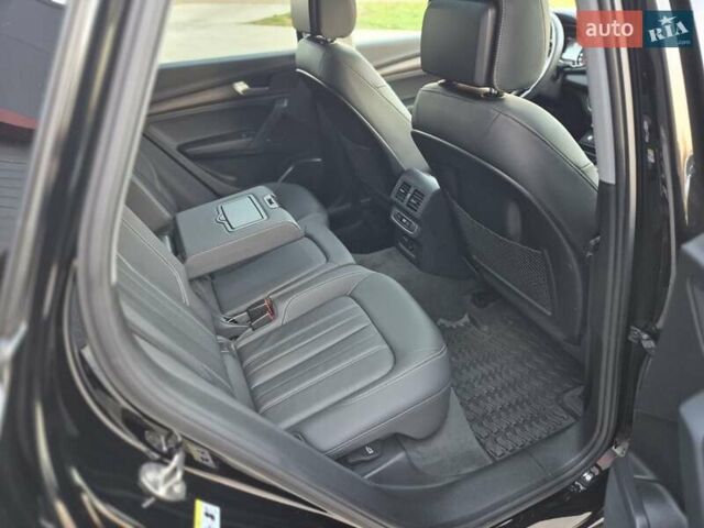 Черный Ауди Ку 5, объемом двигателя 1.98 л и пробегом 9 тыс. км за 36700 $, фото 31 на Automoto.ua