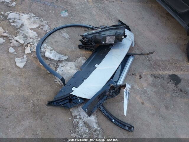 Черный Ауди Ку 5, объемом двигателя 2 л и пробегом 15 тыс. км за 26000 $, фото 10 на Automoto.ua