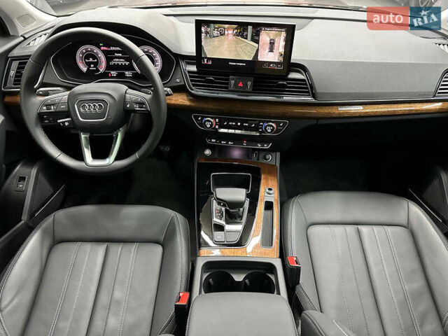 Черный Ауди Ку 5, объемом двигателя 2 л и пробегом 10 тыс. км за 44800 $, фото 5 на Automoto.ua
