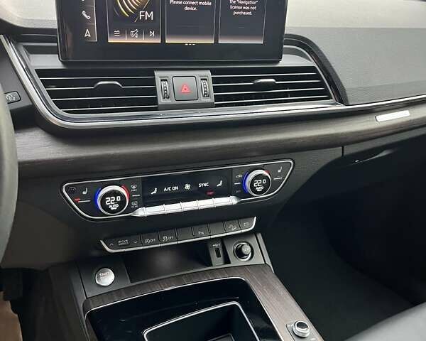 Чорний Ауді Ку 5, об'ємом двигуна 2 л та пробігом 31 тис. км за 39000 $, фото 13 на Automoto.ua