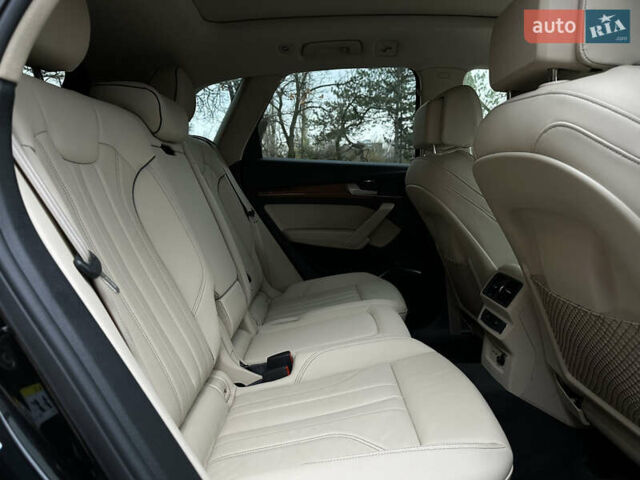 Черный Ауди Ку 5, объемом двигателя 2 л и пробегом 28 тыс. км за 46999 $, фото 36 на Automoto.ua