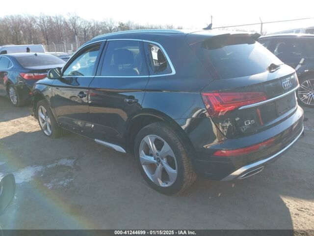 Черный Ауди Ку 5, объемом двигателя 2 л и пробегом 15 тыс. км за 26000 $, фото 3 на Automoto.ua