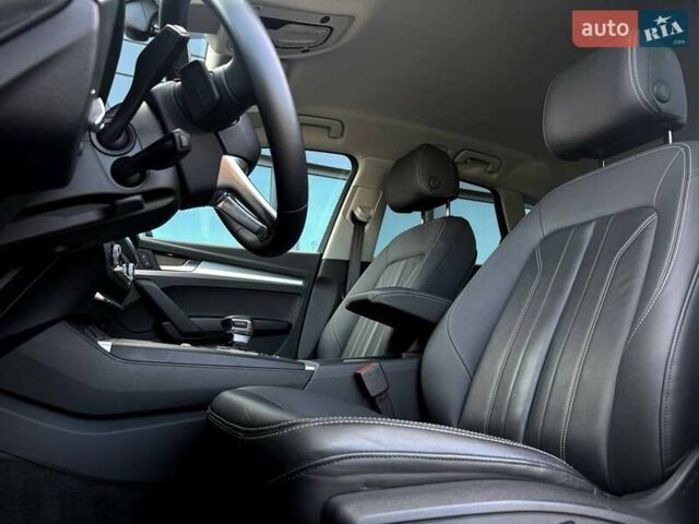 Чорний Ауді Ку 5, об'ємом двигуна 1.98 л та пробігом 59 тис. км за 33300 $, фото 31 на Automoto.ua