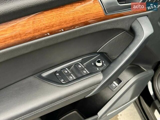 Ауди Ку 5 2023 в Киеве на Automoto.ua Черный Ауди Ку 5, объемом двигателя 1.98 л и пробегом 8 тыс. км за 39990 $, фото 40 на Automoto.ua