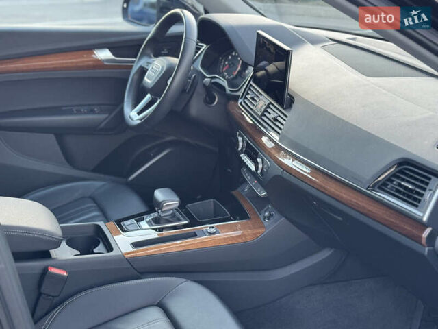 Черный Ауди Ку 5, объемом двигателя 1.98 л и пробегом 21 тыс. км за 34999 $, фото 34 на Automoto.ua