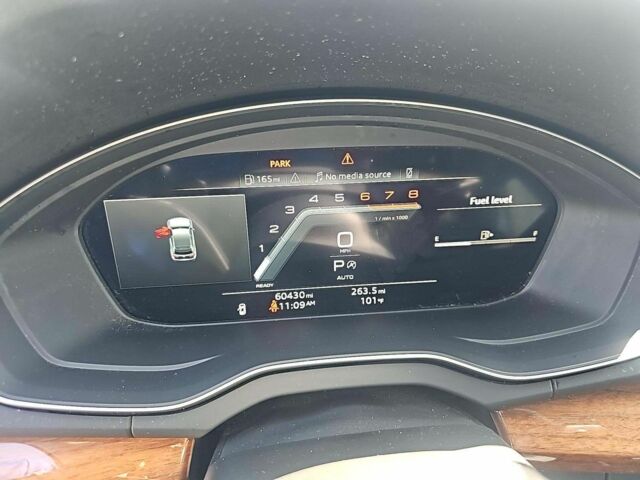 Черный Ауди Ку 5, объемом двигателя 0 л и пробегом 80 тыс. км за 25000 $, фото 3 на Automoto.ua