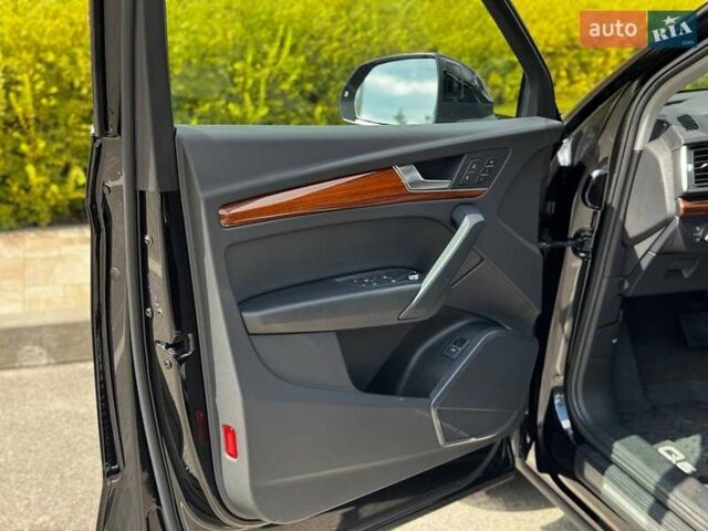 Ауди Ку 5 2023 в Киеве на Automoto.ua Черный Ауди Ку 5, объемом двигателя 1.98 л и пробегом 21 тыс. км за 36000 $, фото 12 на Automoto.ua