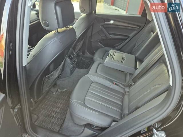 Черный Ауди Ку 5, объемом двигателя 1.98 л и пробегом 9 тыс. км за 36700 $, фото 18 на Automoto.ua