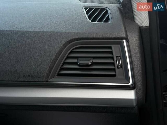 Чорний Ауді Ку 5, об'ємом двигуна 1.98 л та пробігом 59 тис. км за 33300 $, фото 71 на Automoto.ua