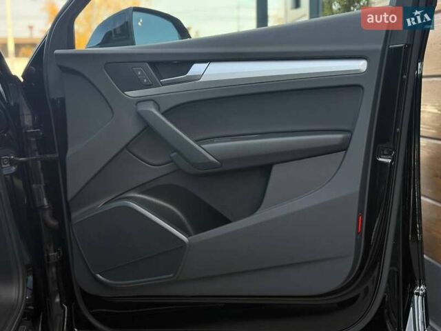 Чорний Ауді Ку 5, об'ємом двигуна 1.98 л та пробігом 59 тис. км за 33300 $, фото 64 на Automoto.ua