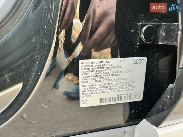 Чорний Ауді Ку 5, об'ємом двигуна 2 л та пробігом 31 тис. км за 39000 $, фото 18 на Automoto.ua