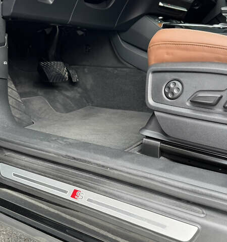 Чорний Ауді Ку 5, об'ємом двигуна 1.98 л та пробігом 16 тис. км за 34500 $, фото 16 на Automoto.ua