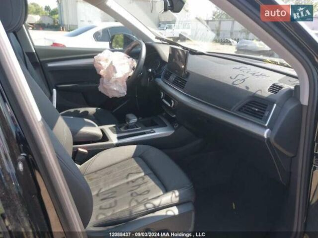 Чорний Ауді Ку 5, об'ємом двигуна 2 л та пробігом 30 тис. км за 26498 $, фото 4 на Automoto.ua