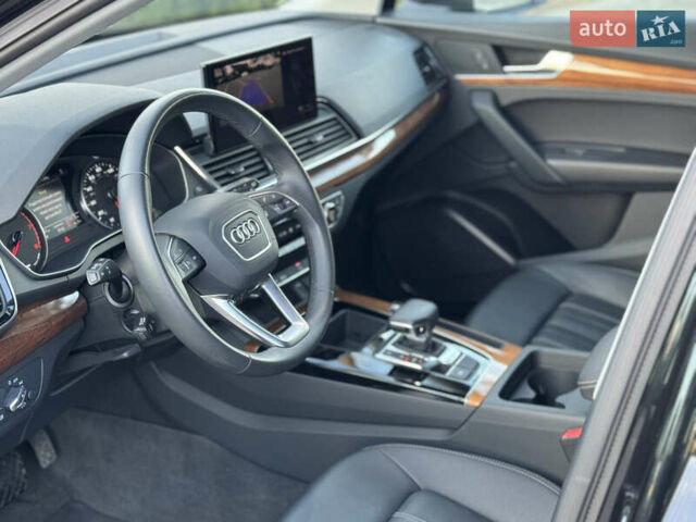 Черный Ауди Ку 5, объемом двигателя 1.98 л и пробегом 21 тыс. км за 34999 $, фото 29 на Automoto.ua