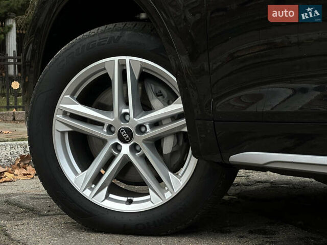 Черный Ауди Ку 5, объемом двигателя 2 л и пробегом 28 тыс. км за 46999 $, фото 27 на Automoto.ua