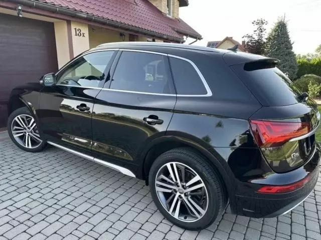 Чорний Ауді Ку 5, об'ємом двигуна 2 л та пробігом 9 тис. км за 29900 $, фото 3 на Automoto.ua