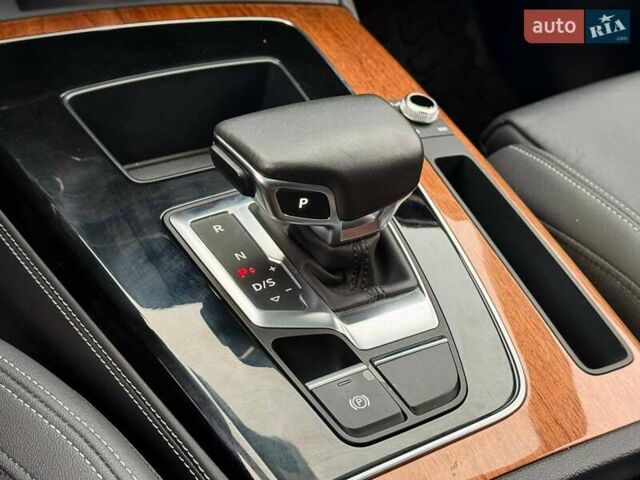 Ауди Ку 5 2023 в Киеве на Automoto.ua Черный Ауди Ку 5, объемом двигателя 1.98 л и пробегом 8 тыс. км за 39990 $, фото 35 на Automoto.ua