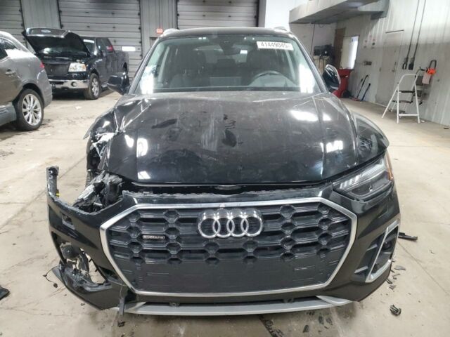 Черный Ауди Ку 5, объемом двигателя 2 л и пробегом 156 тыс. км за 22500 $, фото 1 на Automoto.ua