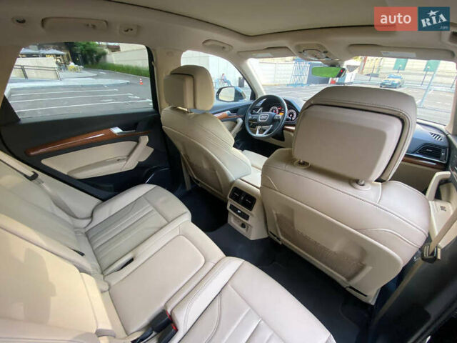 Черный Ауди Ку 5, объемом двигателя 1.98 л и пробегом 27 тыс. км за 47300 $, фото 11 на Automoto.ua