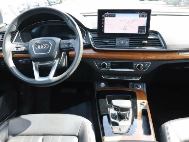 Чорний Ауді Ку 5, об'ємом двигуна 2 л та пробігом 21 тис. км за 20000 $, фото 7 на Automoto.ua