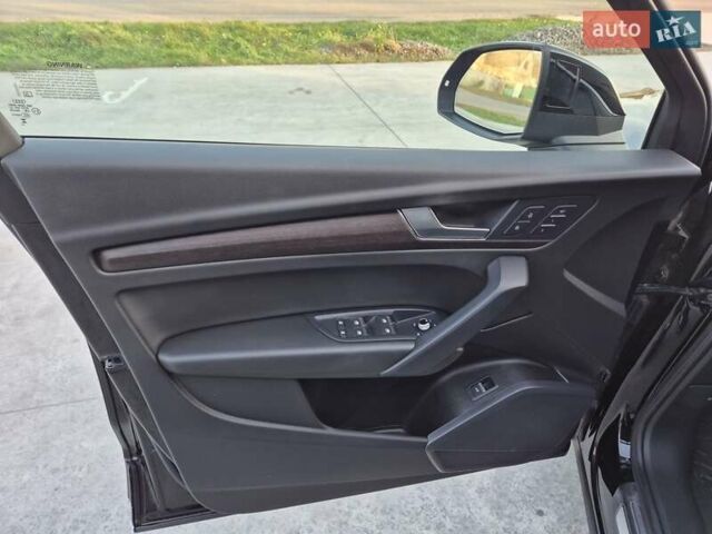 Черный Ауди Ку 5, объемом двигателя 1.98 л и пробегом 9 тыс. км за 36700 $, фото 17 на Automoto.ua