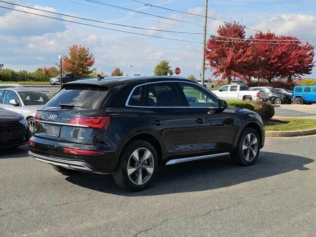 Чорний Ауді Ку 5, об'ємом двигуна 2 л та пробігом 24 тис. км за 35400 $, фото 5 на Automoto.ua