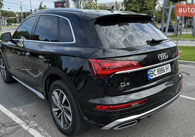 Чорний Ауді Ку 5, об'ємом двигуна 1.98 л та пробігом 16 тис. км за 34500 $, фото 1 на Automoto.ua