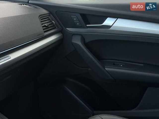 Чорний Ауді Ку 5, об'ємом двигуна 1.98 л та пробігом 59 тис. км за 33300 $, фото 45 на Automoto.ua