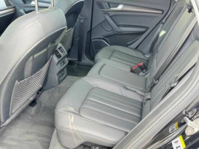 Чорний Ауді Ку 5, об'ємом двигуна 2 л та пробігом 24 тис. км за 35400 $, фото 8 на Automoto.ua