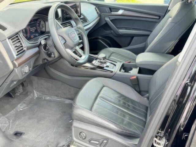 Чорний Ауді Ку 5, об'ємом двигуна 2 л та пробігом 24 тис. км за 35400 $, фото 7 на Automoto.ua