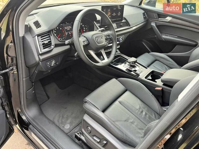 Чорний Ауді Ку 5, об'ємом двигуна 2 л та пробігом 31 тис. км за 39000 $, фото 9 на Automoto.ua