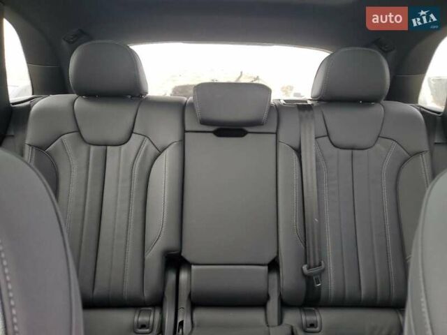 Чорний Ауді Ку 5, об'ємом двигуна 2 л та пробігом 3 тис. км за 34000 $, фото 9 на Automoto.ua