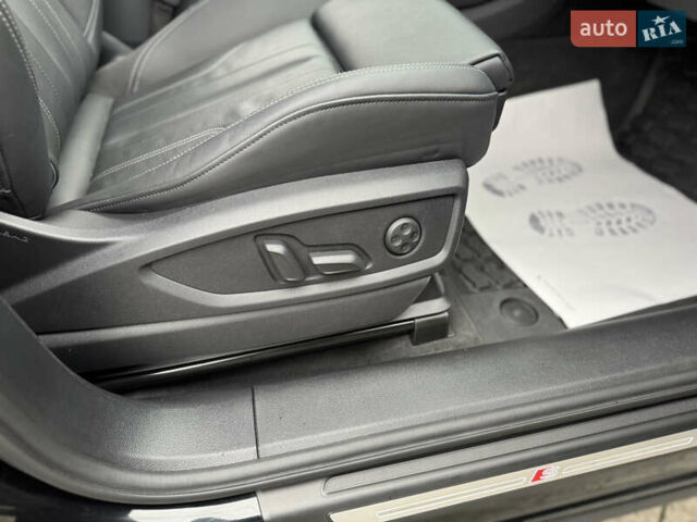 Черный Ауди Ку 5, объемом двигателя 1.98 л и пробегом 28 тыс. км за 36500 $, фото 32 на Automoto.ua