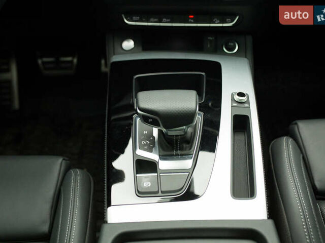 Чорний Ауді Ку 5, об'ємом двигуна 1.98 л та пробігом 11 тис. км за 55000 $, фото 11 на Automoto.ua