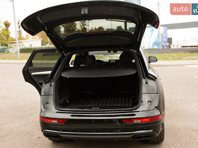 Черный Ауди Ку 5, объемом двигателя 1.98 л и пробегом 12 тыс. км за 53000 $, фото 49 на Automoto.ua