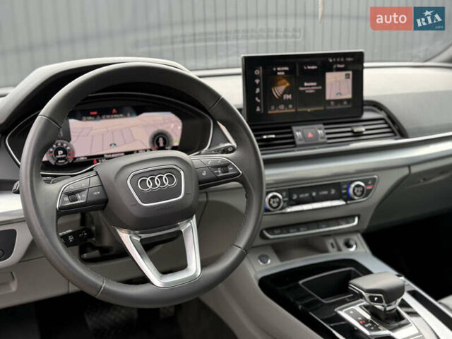 Черный Ауди Ку 5, объемом двигателя 2 л и пробегом 17 тыс. км за 39500 $, фото 75 на Automoto.ua