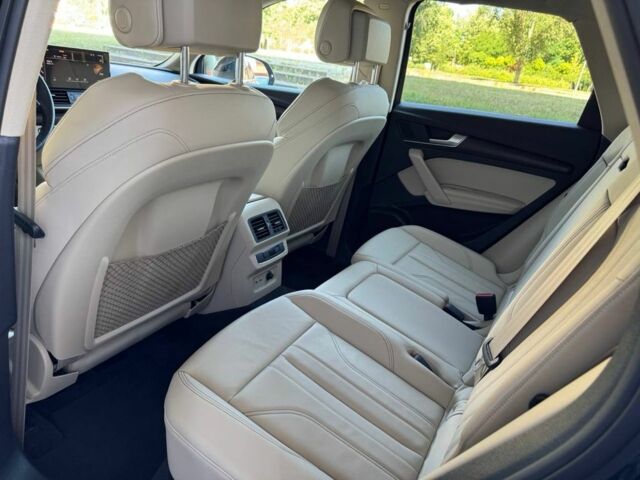 Чорний Ауді Ку 5, об'ємом двигуна 2 л та пробігом 29 тис. км за 43000 $, фото 13 на Automoto.ua