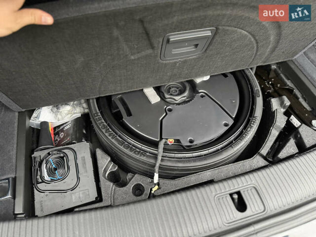 Черный Ауди Ку 5, объемом двигателя 1.98 л и пробегом 28 тыс. км за 36500 $, фото 22 на Automoto.ua