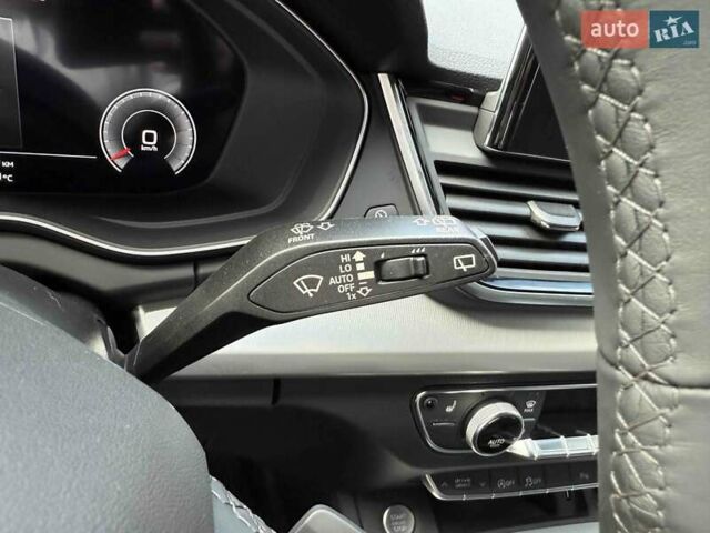 Чорний Ауді Ку 5, об'ємом двигуна 2 л та пробігом 1 тис. км за 46400 $, фото 23 на Automoto.ua