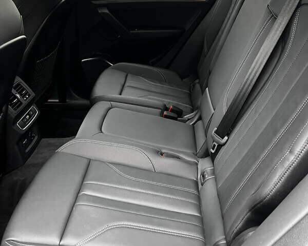 Черный Ауди Ку 5, объемом двигателя 2 л и пробегом 89 тыс. км за 43200 $, фото 20 на Automoto.ua