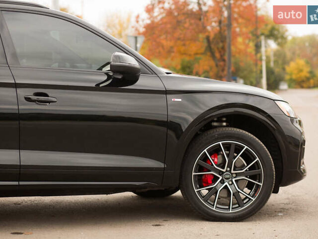 Черный Ауди Ку 5, объемом двигателя 1.98 л и пробегом 12 тыс. км за 53000 $, фото 9 на Automoto.ua