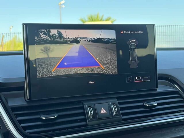 Черный Ауди Ку 5, объемом двигателя 2 л и пробегом 13 тыс. км за 20600 $, фото 8 на Automoto.ua