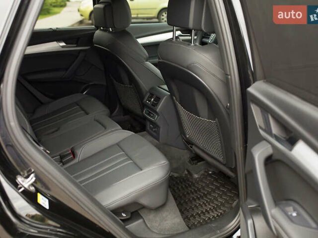 Чорний Ауді Ку 5, об'ємом двигуна 1.98 л та пробігом 11 тис. км за 55000 $, фото 43 на Automoto.ua