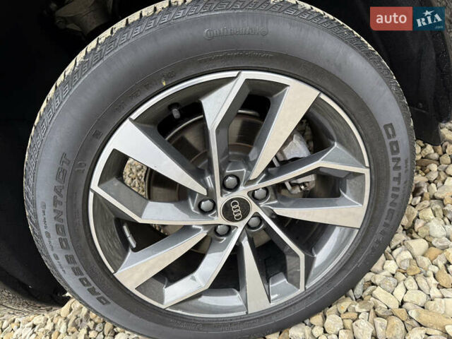 Черный Ауди Ку 5, объемом двигателя 2 л и пробегом 17 тыс. км за 39500 $, фото 103 на Automoto.ua