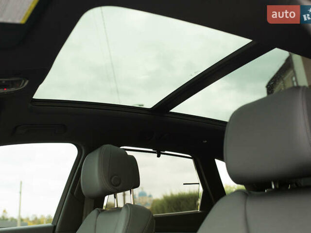 Черный Ауди Ку 5, объемом двигателя 1.98 л и пробегом 12 тыс. км за 53000 $, фото 4 на Automoto.ua