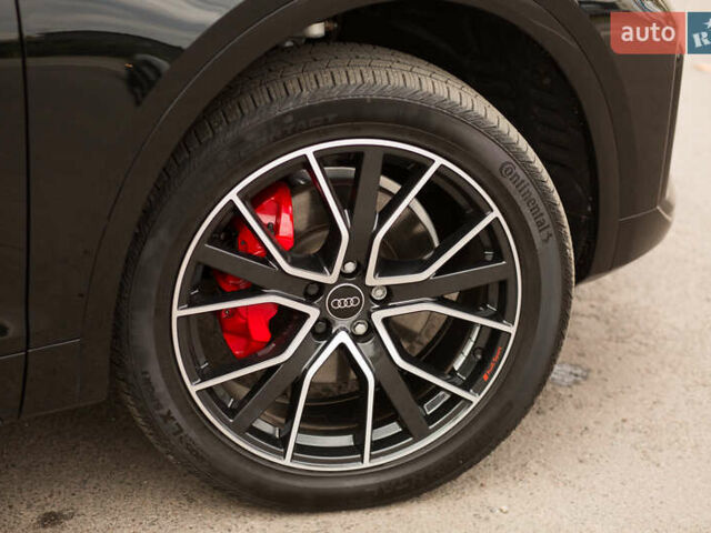 Черный Ауди Ку 5, объемом двигателя 1.98 л и пробегом 12 тыс. км за 53000 $, фото 37 на Automoto.ua